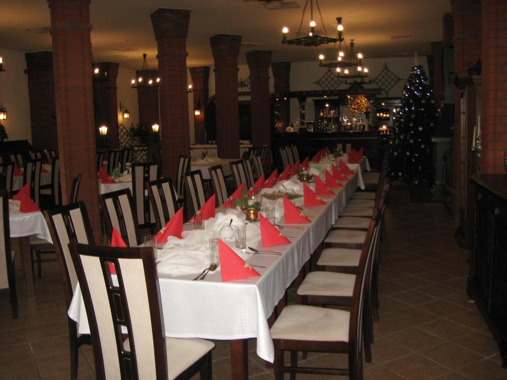 Osrodek Morsko Plus Hotel Luaran gambar