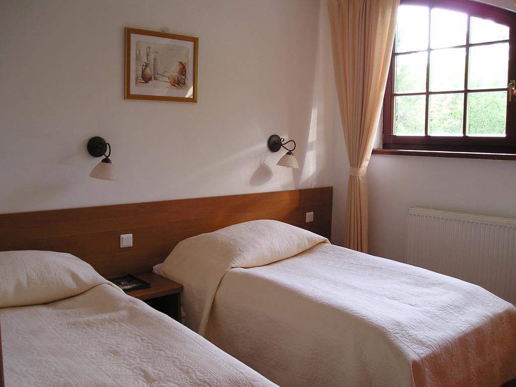 Osrodek Morsko Plus Hotel Luaran gambar