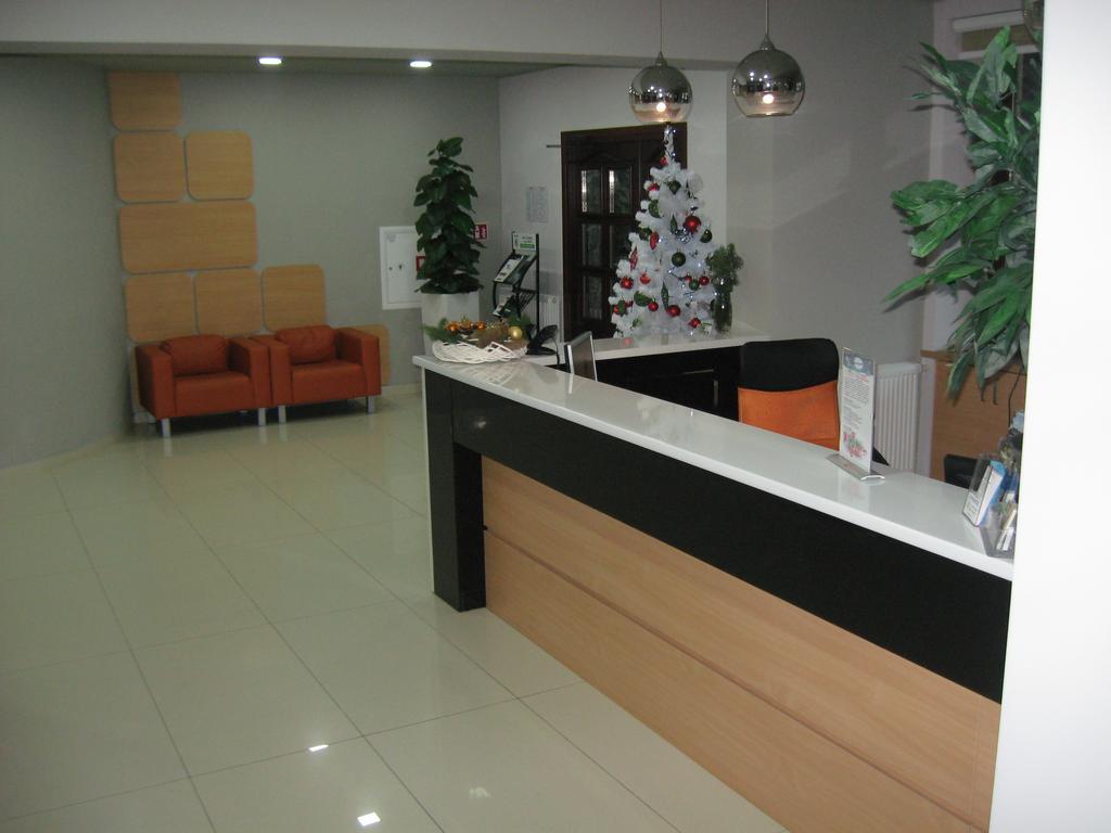 Osrodek Morsko Plus Hotel Luaran gambar